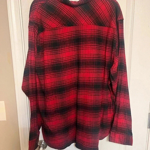 Flannel Long Sleeve Lee Button down - Picture 4 of 8